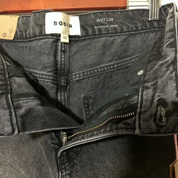Boden High Rise Boyfriend Jeans in Washed Black NWT Sz 27 Jeans